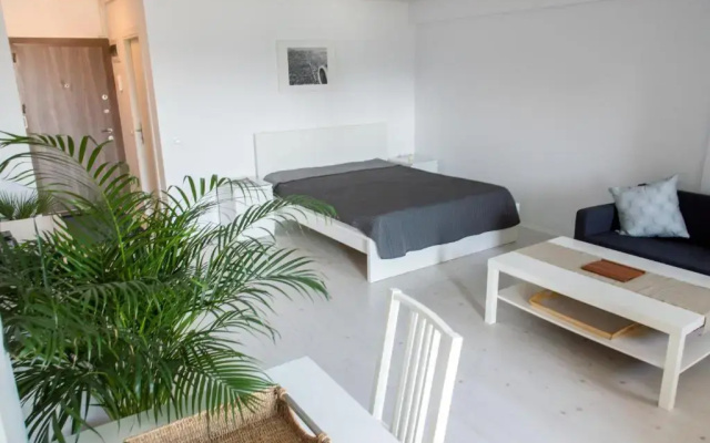 Airport Residence - Across from Otopeni Airport