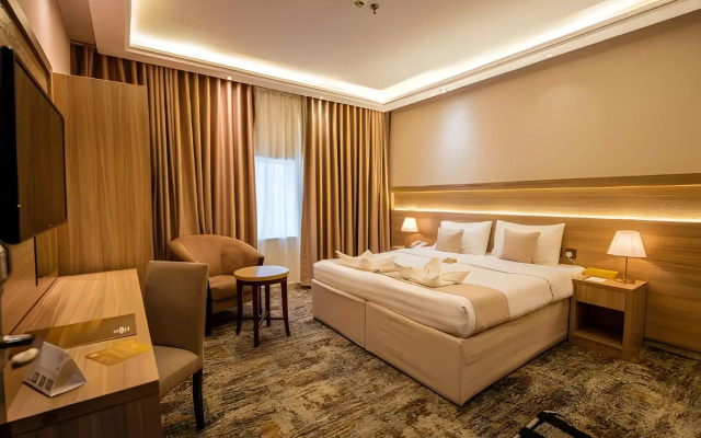 Snood Alazama Hotel