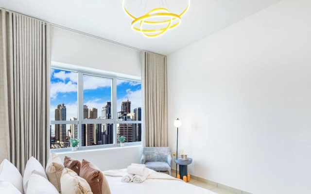 LUX The Armada Suite JLT