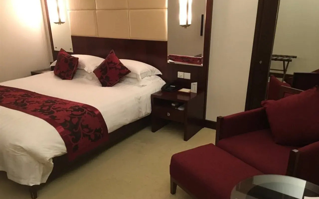 Rui Tai Hong Qiao Hotel