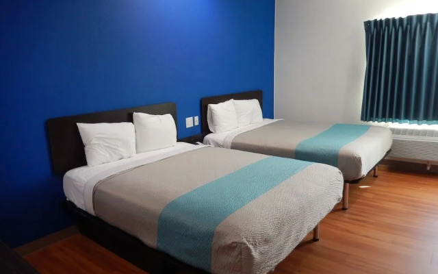 Motel 6 Houston - Downtown North