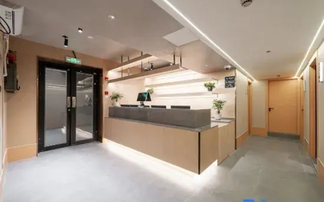 Homeinn Pebble Hotel (Shanghai Xintiandi Lujiabang Road Subway Station)