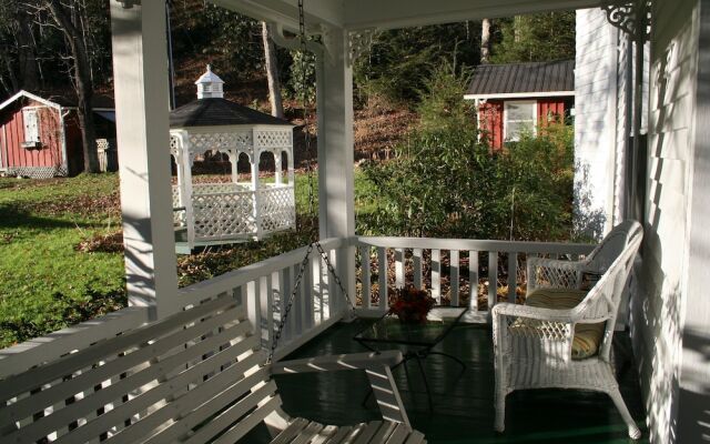 Taylor House Inn In Banner Elk United States Of America From 114