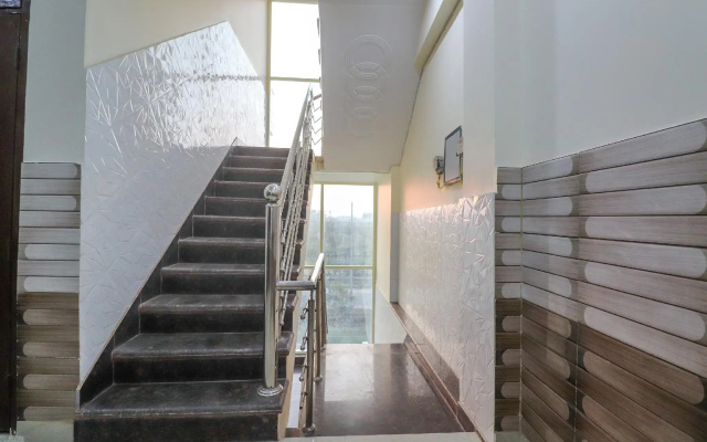 OYO 64662 Hotel Baba Residency