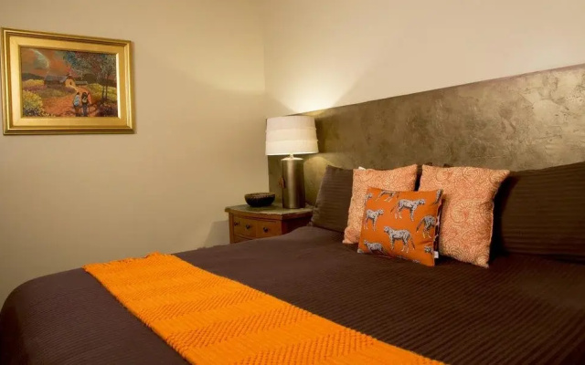 Luxx Boutique Hotel
