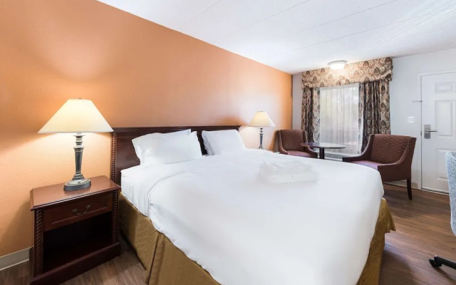 Americas Best Value Inn Columbus