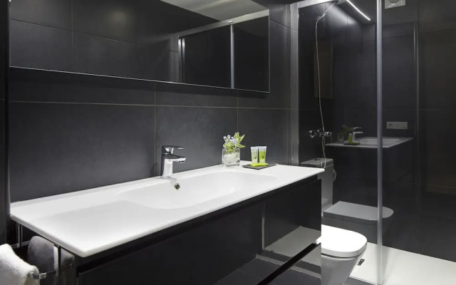 Zurriola Beach 1 Apartment by FeelFree Rentals