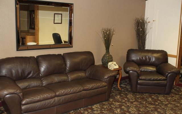 Fargo Inn and Suites