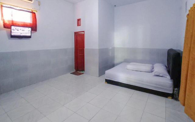 Penginapan B'nusabila Majene RedPartner