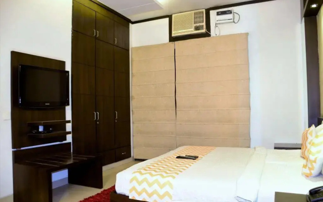 Cozy Inn by FabHotels