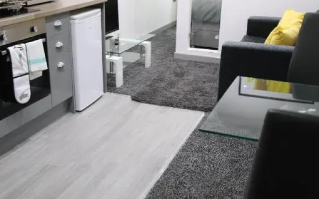 Halifax House, Studio Apartment 214