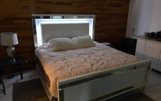 Deluxe studio & Pet friendly