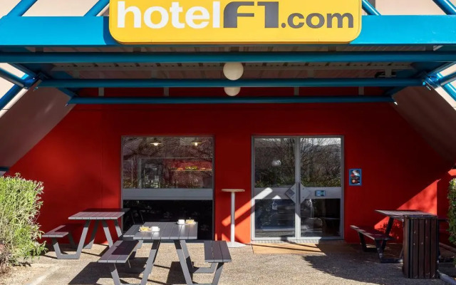 hotelF1 Geneve Ferney Airport