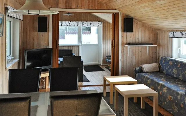 Cozy Holiday Home in Hals With Sea Nearby