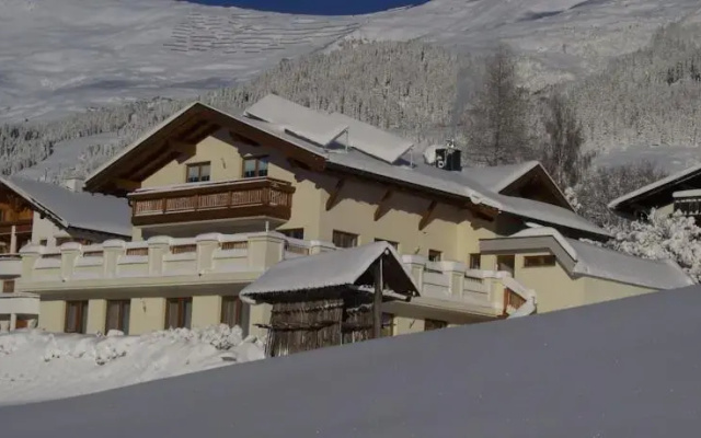 Apart Alpenstern
