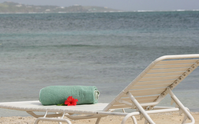 Hotel on the Cay