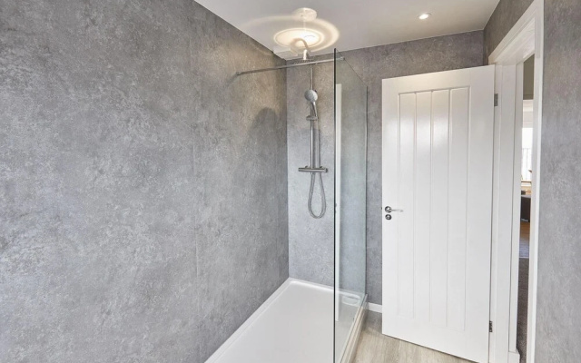 Host Stay Flat 5 Glenholme House