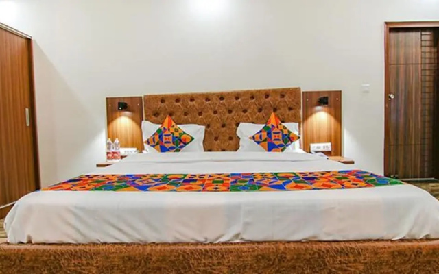 FabHotel Shri Krishna Residency
