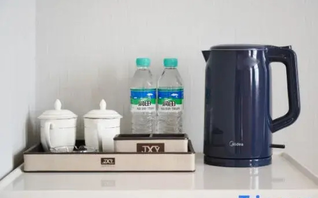 Jinxi Yue Smart Hotel (Gaoyang Textile Trade City Branch)