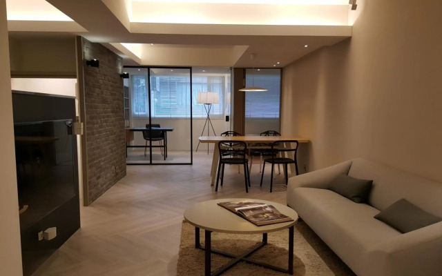 3 Bedrooms+1 Study room (Near Taipei 101 and MRT)
