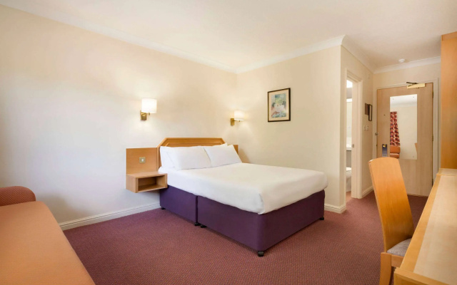Days Inn by Wyndham Southampton Rownhams