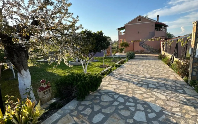Telis Apartments