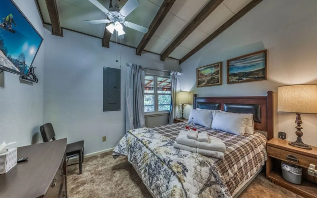 Nana and Papa's Mountain Retreat by Kokopelli Property Management