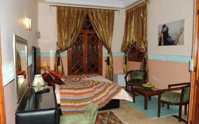 Chambres DHôtes & Palais Targa