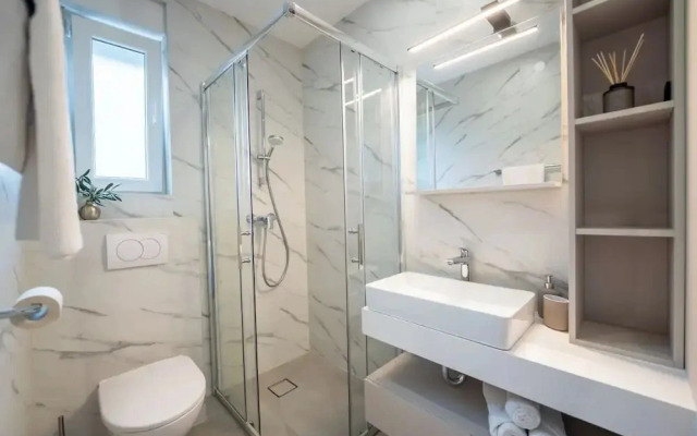 Break penthouse -three bedroom apartment