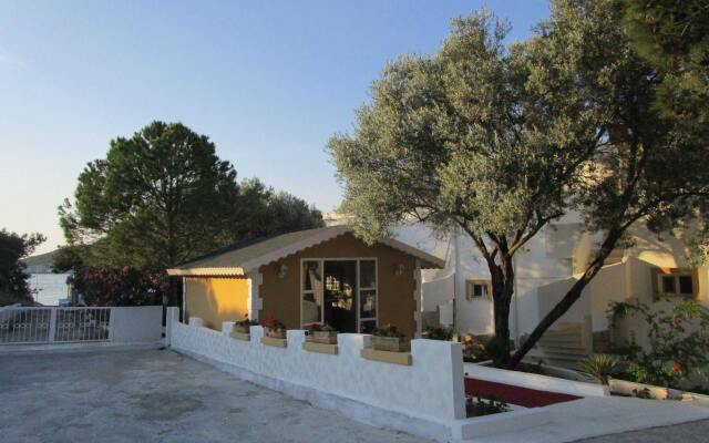 Club Mackerel Holiday Village Турция, Карабурун - отзывы, цены и фото номеров - забронировать отель Club Mackerel Holiday Village онлайн вид на фасад