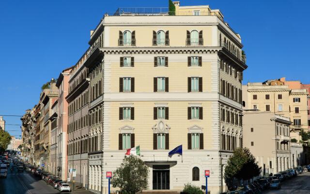 The K Boutique Hotel Рим вид на фасад