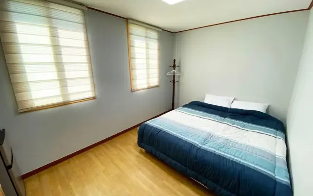 Sanbangsan Parktel - Hostel