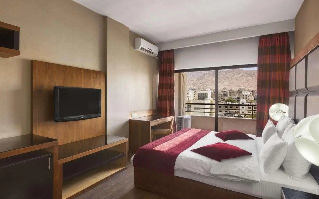 Days Inn Hotel & Suites, Aqaba
