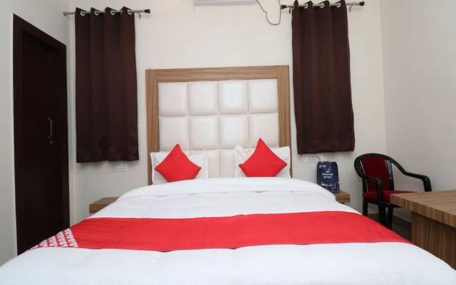 Oyo 23609 Hotel a S Residency