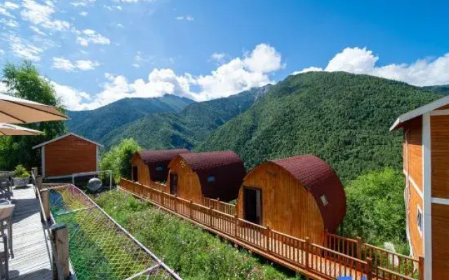 Mountain Tour Homestay（Four Sisters Mountains）