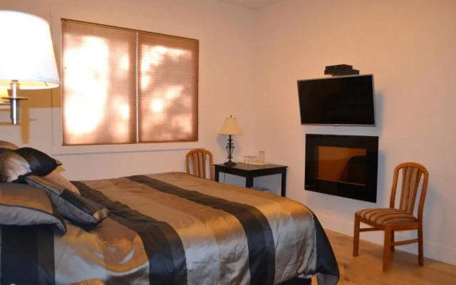 Radium Elk Park B & B