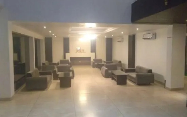 Hotel Tania Searock