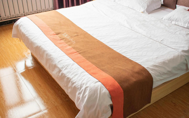 Jun Hotel Shandong Linyi Lanling County Dai Village Mall