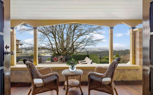 Mount Lofty House & Estate Adelaide Hills - Adults Retreat