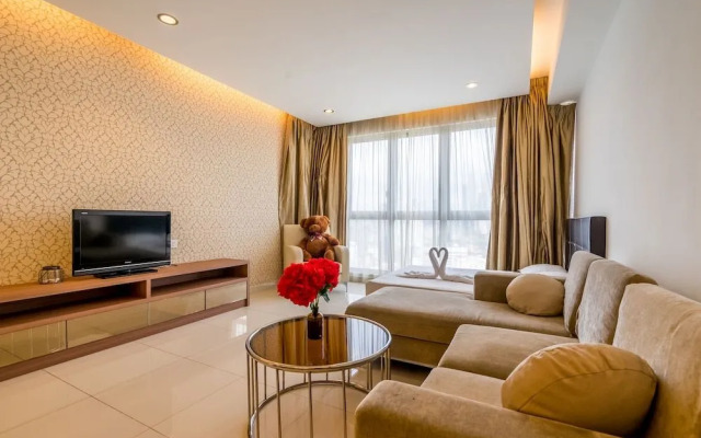 Regalia Residence @ KLCC View Sky Pool by MC