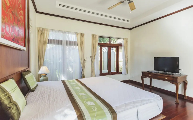 Villa in Bangtao in Les Palmares Villa 8