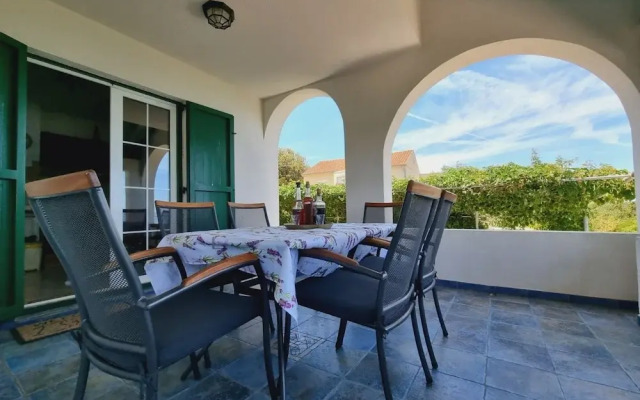Holiday Home Mirta