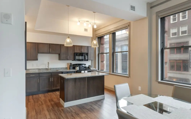 16th St Luxury Rentals