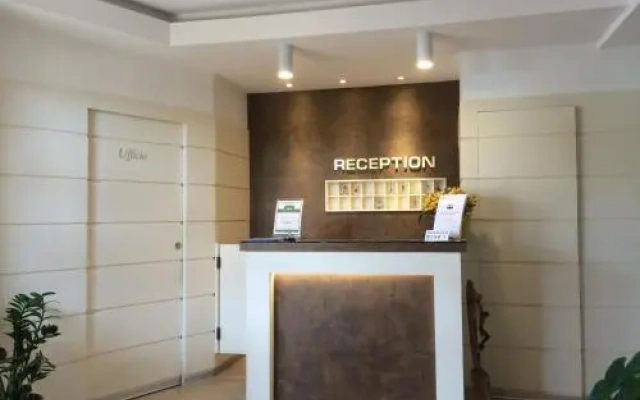 Residence  ApartHotel Marinotourist