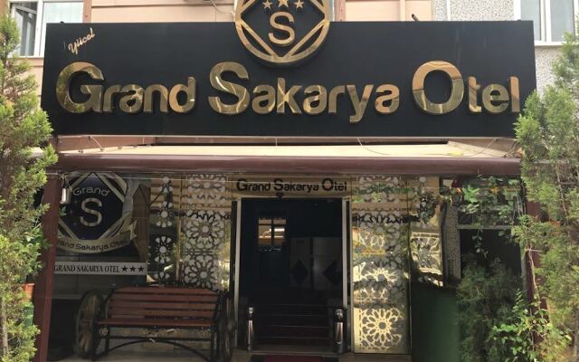 Отель Yucel Grand Sakarya Otel вид на фасад