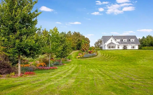 The Ridgewood Lodge
