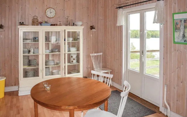 Amazing Home in Konga With 9 Bedrooms, Sauna and Wifi