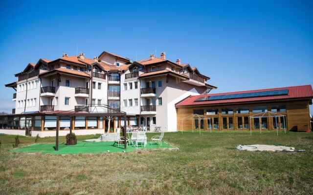 Отель Seven Seasons Hotel Болгария, Банско - отзывы, цены и фото номеров - забронировать отель Seven Seasons Hotel онлайн вид на фасад