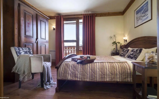 Le Chalet Des Cimes