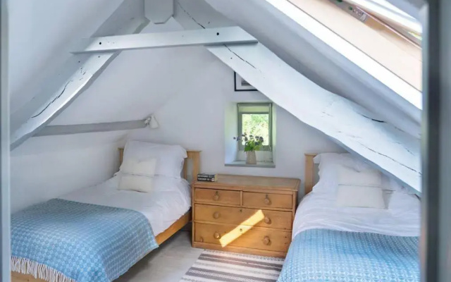Sardis Cottage